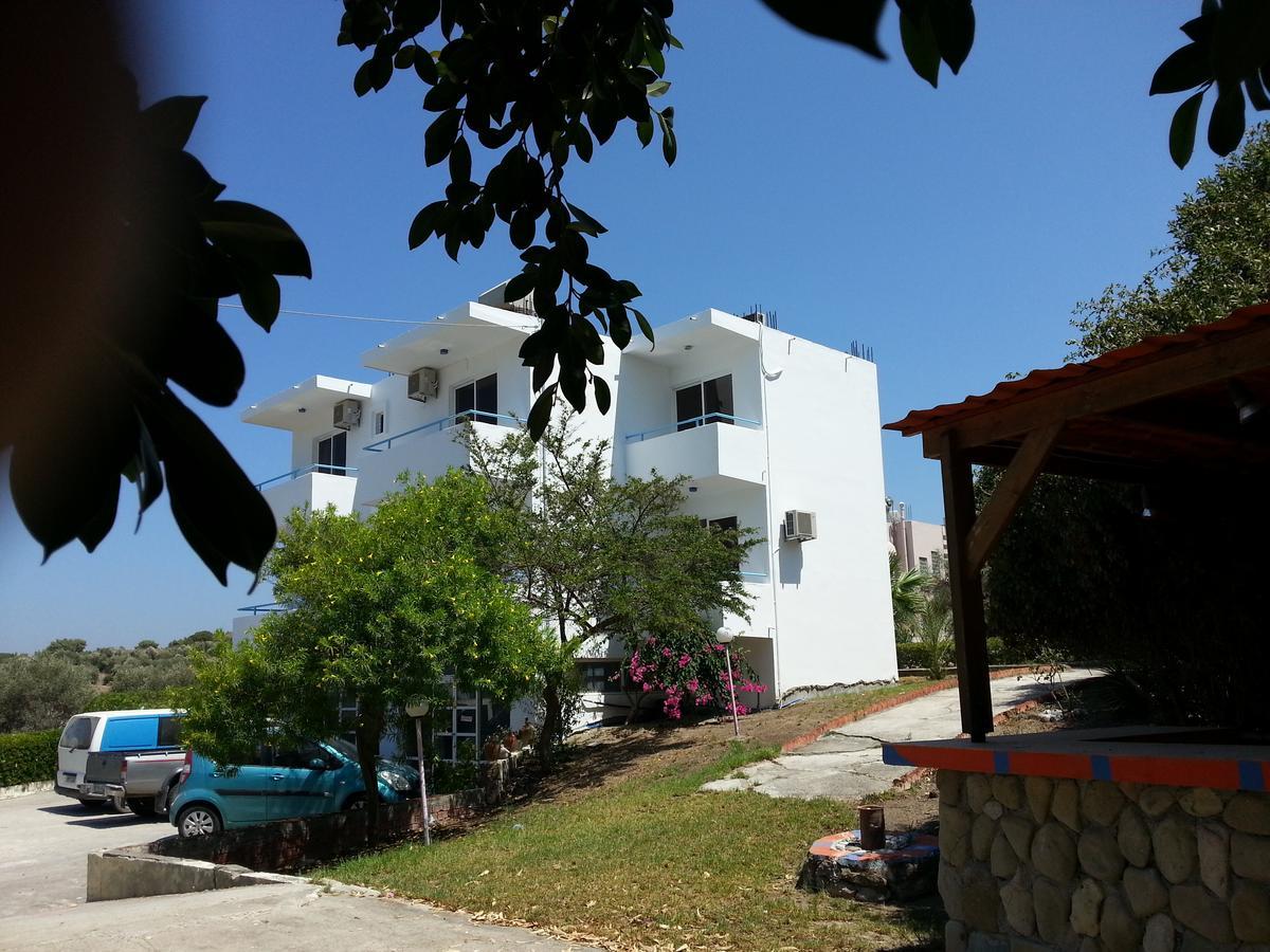 Saint George Ecotel Kalavarda Экстерьер фото